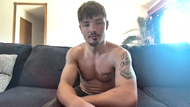 derekmontana2 online show from 06-14-26, 08:43
