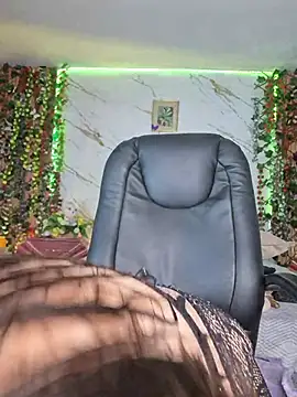 Lady Sofhia online show from 05-19-26, 10:06