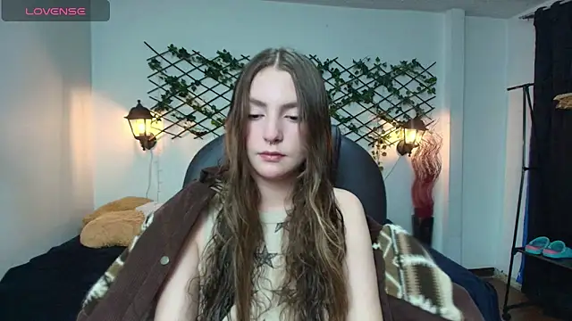velvet  moon online show from 06-01-26, 02:17