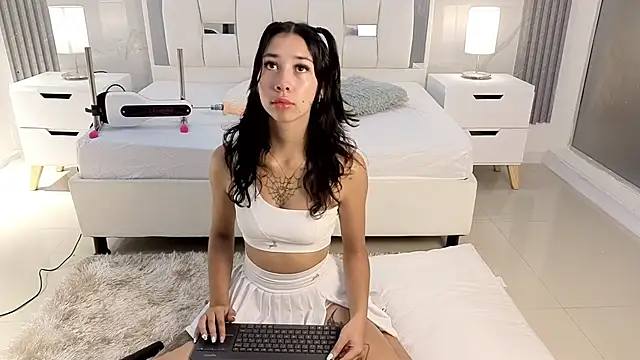 Lisa sweetas online show from 04-23-26, 07:26