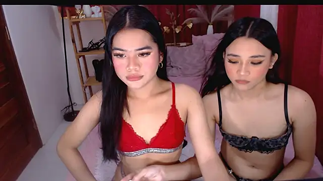 Snapshot of Mia_Akilah21 chatting on 10-06-25, 01:56 Mia Akilah21 online show from 10-06-25, 01:56