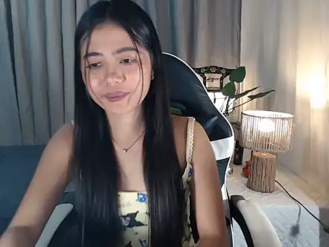 Snapshot of pinay_sharmelyn chatting on 02-12-26, 01:44 pinay sharmelyn online show from 02-12-26, 01:44