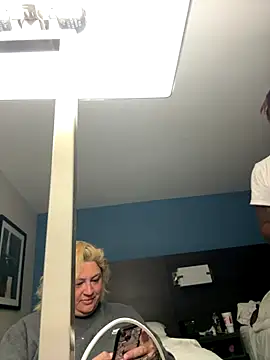 BigMfLuther online show from 11-12-25, 04:44