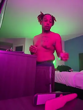 BigMfLuther online show from 12-14-25, 03:24