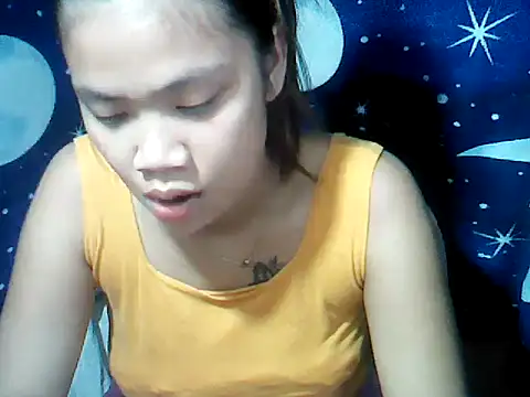 MorenaLovelyPinay24 online show from 03-19-26, 11:38