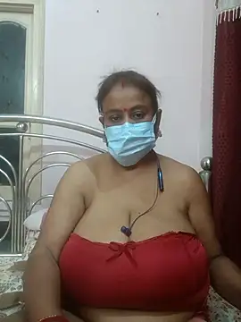 Snapshot of Barna_Love chatting on 06-20-26, 02:22 Barna Love online show from 06-20-26, 02:22