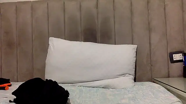 CaiBull online show from 06-15-26, 09:14