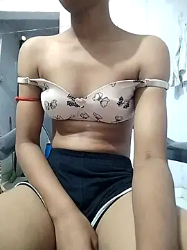 Naina 04 online show from 11-15-25, 05:17