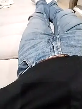 Pio185 online show from 11-17-25, 08:57