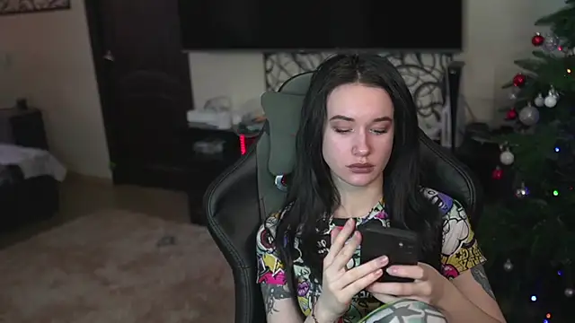 Snapshot of lis_silver chatting on 01-08-26, 09:48 lis silver online show from 01-08-26, 09:48