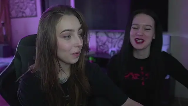 Snapshot of lis_silver chatting on 02-22-26, 11:34 lis silver online show from 02-22-26, 11:34