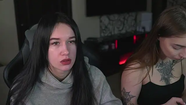 Snapshot of lis_silver chatting on 12-04-25, 07:40 lis silver online show from 12-04-25, 07:40