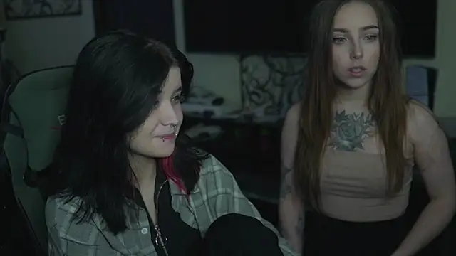 Snapshot of lis_silver chatting on 02-18-26, 02:24 lis silver online show from 02-18-26, 02:24