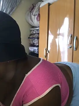 Snapshot of KINKYBOOTI22 chatting on 03-25-26, 09:19 KINKYBOOTI22 online show from 03-25-26, 09:19