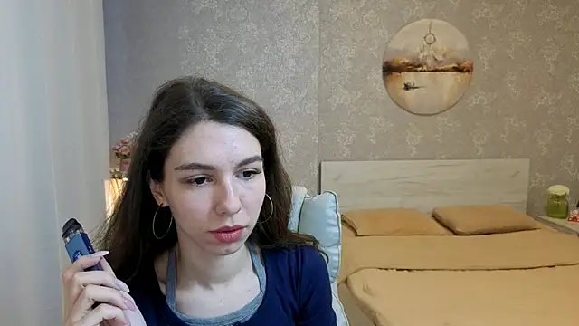 Snapshot of KellyShines chatting on 06-01-26, 01:11 KellyShines online show from 06-01-26, 01:11