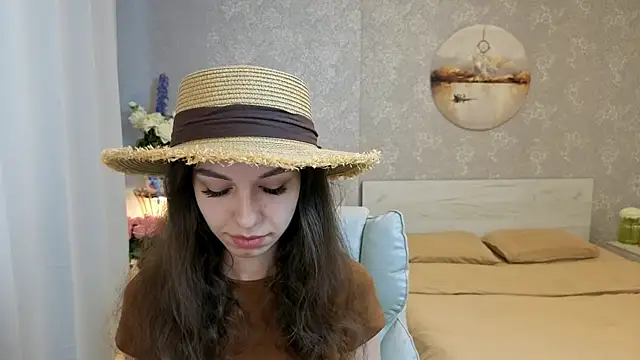 Snapshot of KellyShines chatting on 07-07-26, 03:20 KellyShines online show from 07-07-26, 03:20