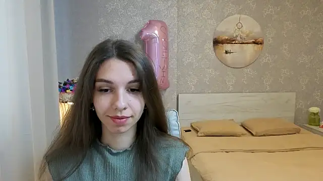 Snapshot of KellyShines chatting on 06-17-26, 11:20 KellyShines online show from 06-17-26, 11:20