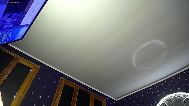 Megara 25 online show from 04-13-26, 03:05