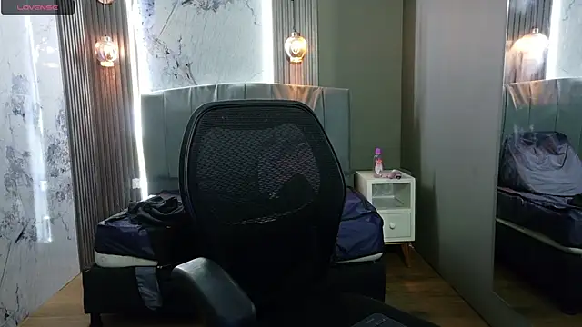 Megara 25 online show from 09-24-25, 01:28