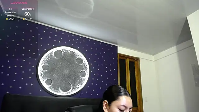 Megara 25 online show from 06-17-26, 03:22