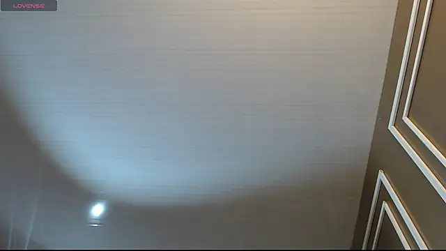 Megara 25 online show from 10-17-25, 01:24