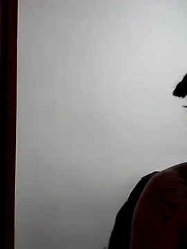 Megara 25 online show from 10-27-25, 12:28