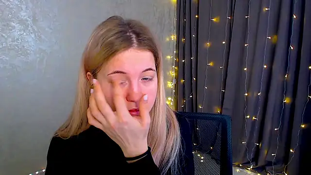 arlana klart online show from 02-05-26, 01:01