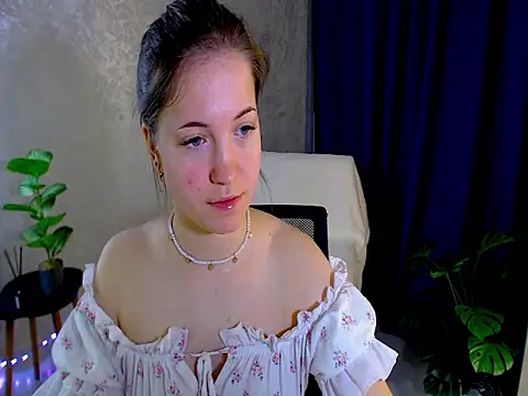 arlana klart online show from 11-16-25, 02:05