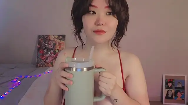 tsunade chan online show from 07-13-26, 04:23