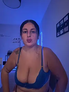 Snapshot of cutiejolina chatting on 09-19-25, 07:51 cutiejolina online show from 09-19-25, 07:51