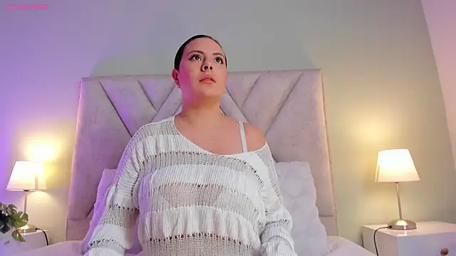 angelica cross  online show from 04-12-26, 11:24