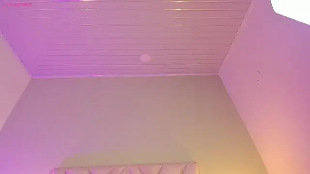 angelica cross  online show from 04-08-26, 08:10