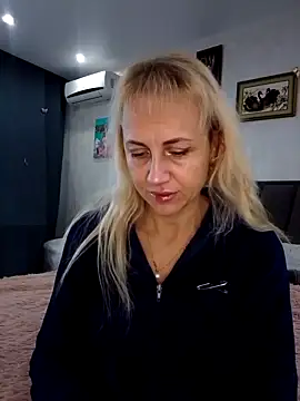 KissMiSveet online show from 12-01-25, 10:38