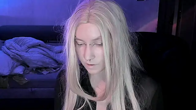 Akira-ivy online show from 02-10-26, 03:00