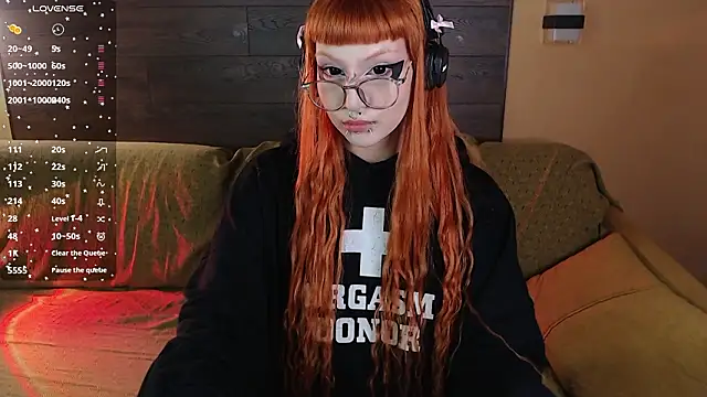 mia  yui online show from 03-15-26, 10:50