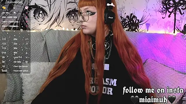 mia  yui online show from 04-20-26, 04:30