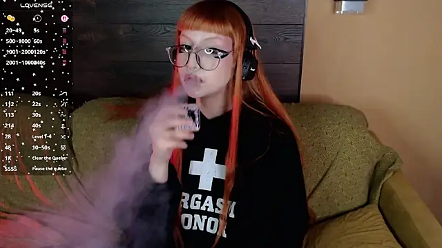 mia  yui online show from 03-23-26, 08:30