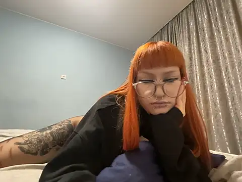 mia  yui online show from 03-08-26, 02:04