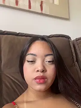 Snapshot of ninfa69_ chatting on 10-05-25, 03:47 ninfa69 online show from 10-05-25, 03:47