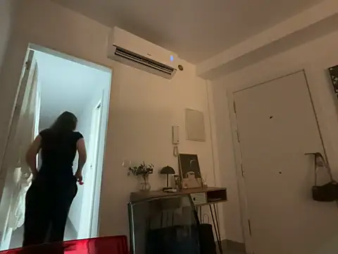 Snapshot of sash87350 chatting on 02-25-26, 10:42 sash87350 online show from 02-25-26, 10:42