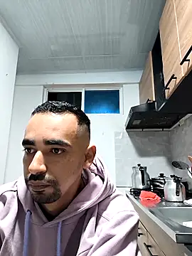 Snapshot of stivenlujan69 chatting on 01-19-26, 12:58 stivenlujan69 online show from 01-19-26, 12:58