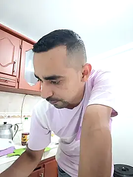 Snapshot of stivenlujan69 chatting on 03-01-26, 06:08 stivenlujan69 online show from 03-01-26, 06:08