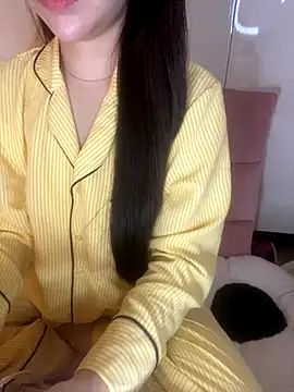 RubyBerry online show from 11-27-25, 04:35