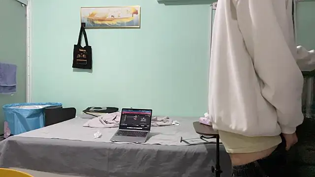 cily online show from 12-18-25, 11:25