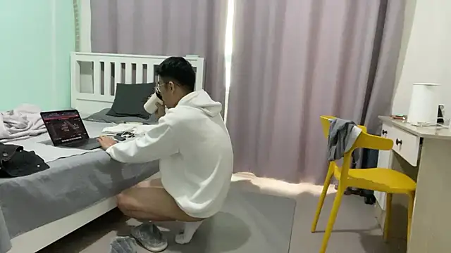 cily online show from 12-17-25, 03:44