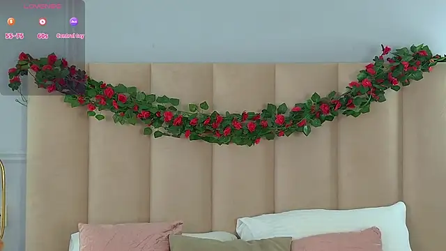 AdoraCortes online show from 03-10-26, 05:22