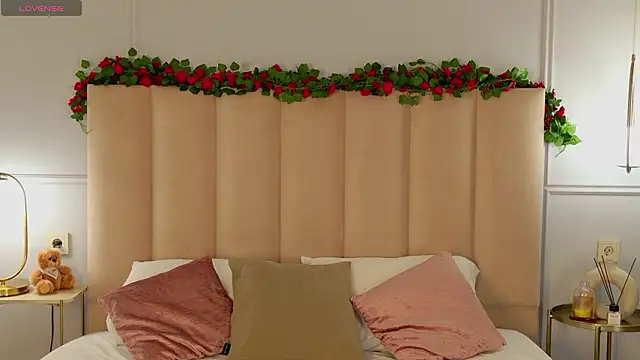 AdoraCortes online show from 02-05-26, 05:03