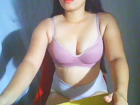 Katie Winslet online show from 04-05-26, 11:11