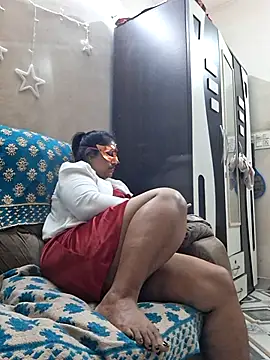 SIMIHOT online show from 11-02-25, 04:45