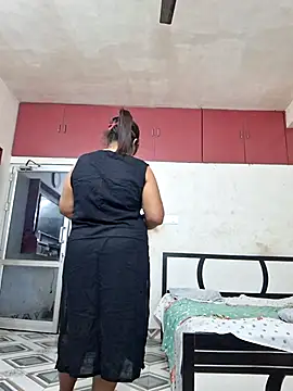 SIMIHOT online show from 11-17-25, 02:43